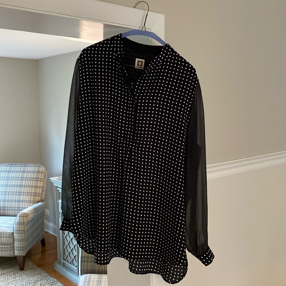 Anne Klein long sleeve blouse, black with white polka dots. Size XL.